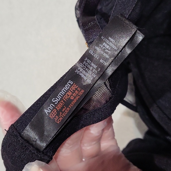 Ann Summers Elegant Lace Chemise - Picture 10 of 16